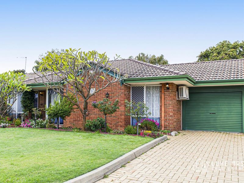 5/196 Cammillo Road, Kelmscott WA 6111