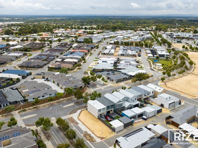 136 Joseph Banks, Banksia Grove WA 6031