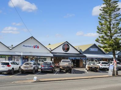 The Mayflower Surf Shop, Augusta WA 6290
