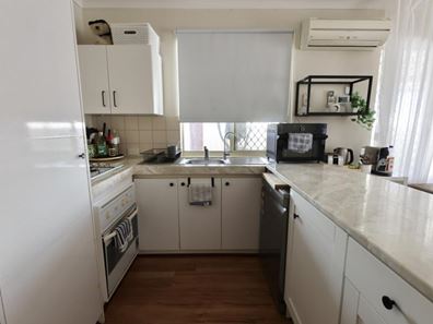 6/19 Roseheath Boulevard, Kiara WA 6054