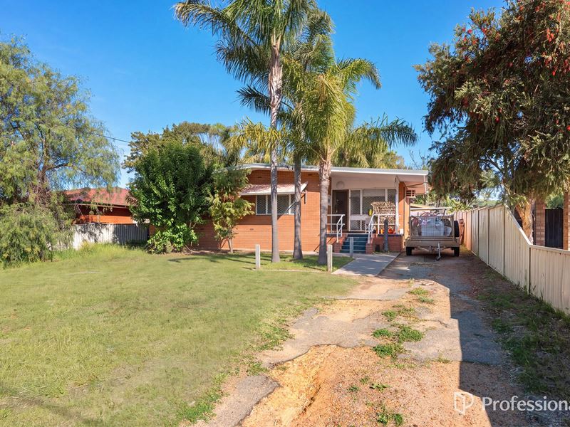 97 Kenny Crescent, Rangeway WA 6530