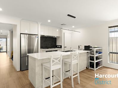 15 Citrine Way, Karnup WA 6176