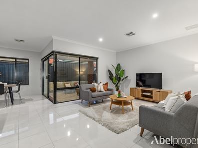 38b Bradley Street, Yokine WA 6060