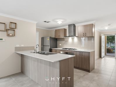 29 Cawarra Crescent, Craigie WA 6025