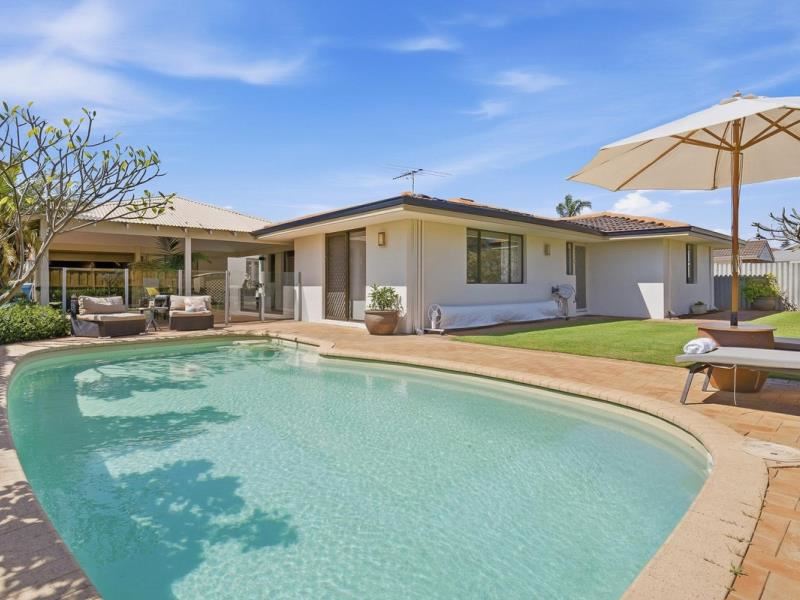 18 Chesters Way, Winthrop WA 6150