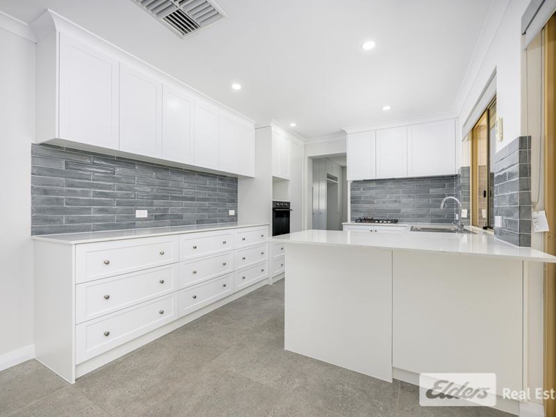 13 Pandora Way, Waikiki WA 6169