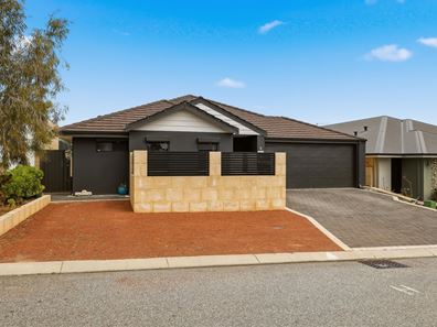 7 Alberta Road, Lakelands WA 6180
