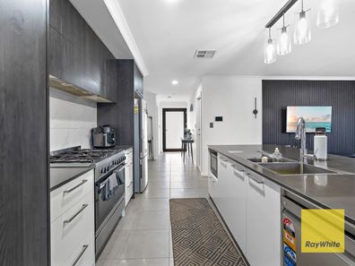 31 Irenic Road, Southern River WA 6110