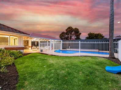 32 Aberfoyle Heights, Currambine WA 6028