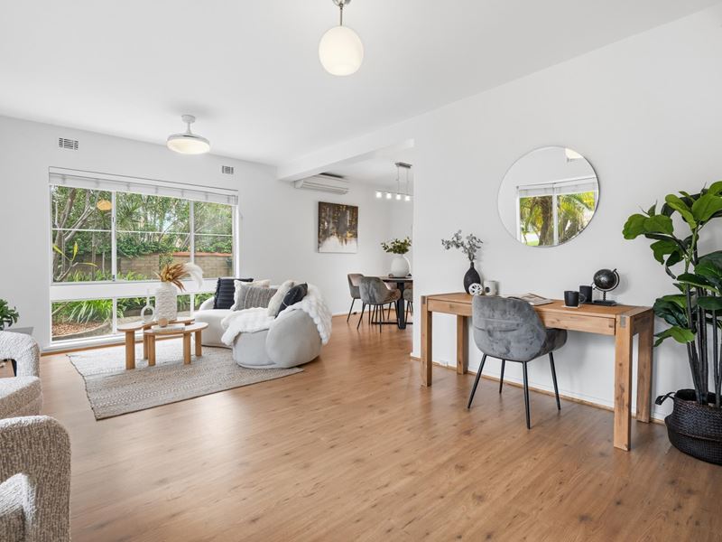 1/21 Lockhart Street, Como WA 6152
