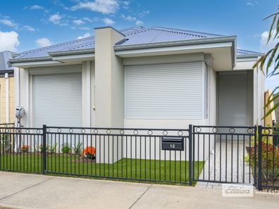 12 Arrowsmith Drive, Dalyellup WA 6230