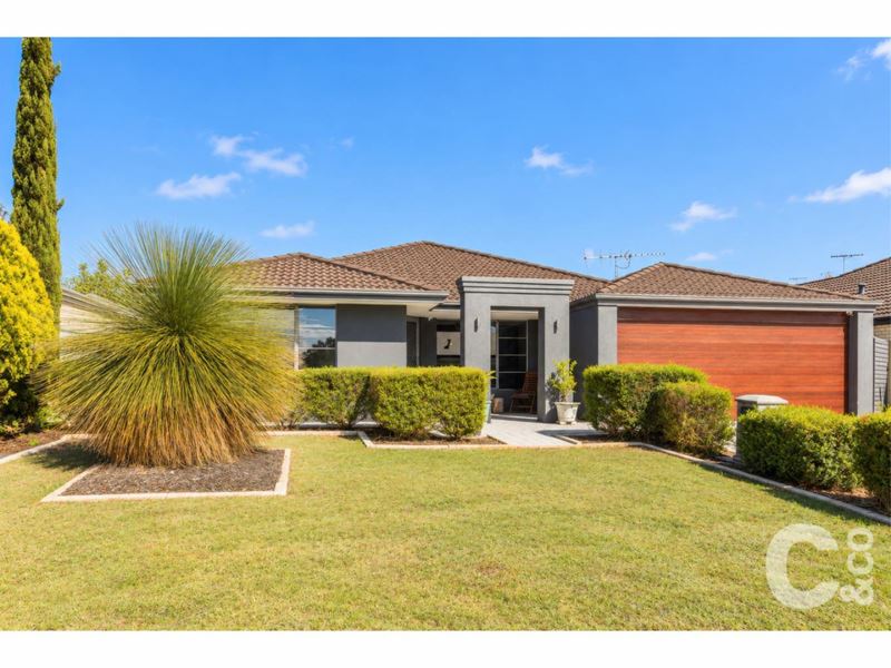 8 Eton Court, Parmelia WA 6167