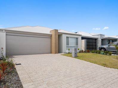 7 Selina Street, Anketell WA 6167