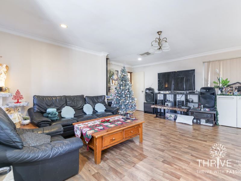 2 Sloan Court, Thornlie WA 6108