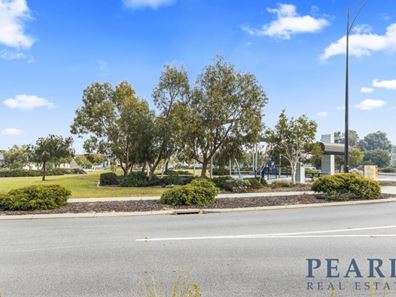2/223 Cambourne Parkway, Butler WA 6036