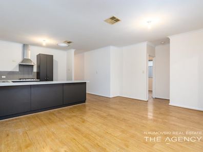 5 Viognier Link, Pearsall WA 6065