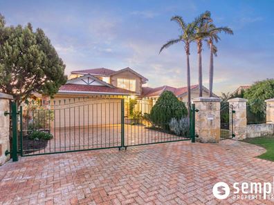 15 Moresby Close, Bibra Lake WA 6163