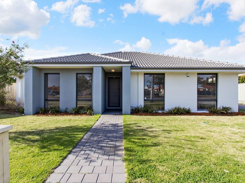 222 Grand Promenade, Bedford