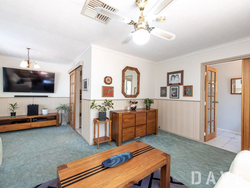 4 Oxley Avenue, Padbury