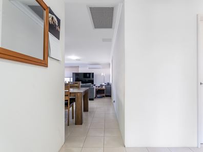 4/9 Wattlebird Way, Baldivis WA 6171