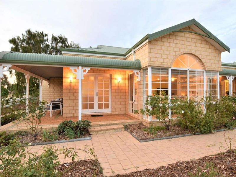 1 Beroona Place, Jane Brook