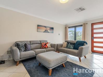 2B Fairlawn Gardens, Heathridge WA 6027