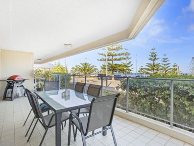 103/170 The Esplanade, Scarborough WA 6019