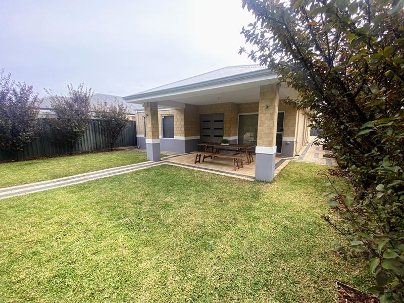 7 Cornwall Lane, Baldivis WA 6171