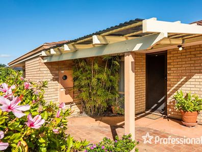 73A Giralt Road, Marangaroo WA 6064