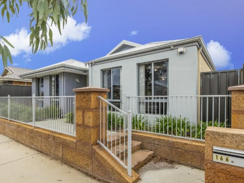 166 Grandis Boulevard, Banksia Grove