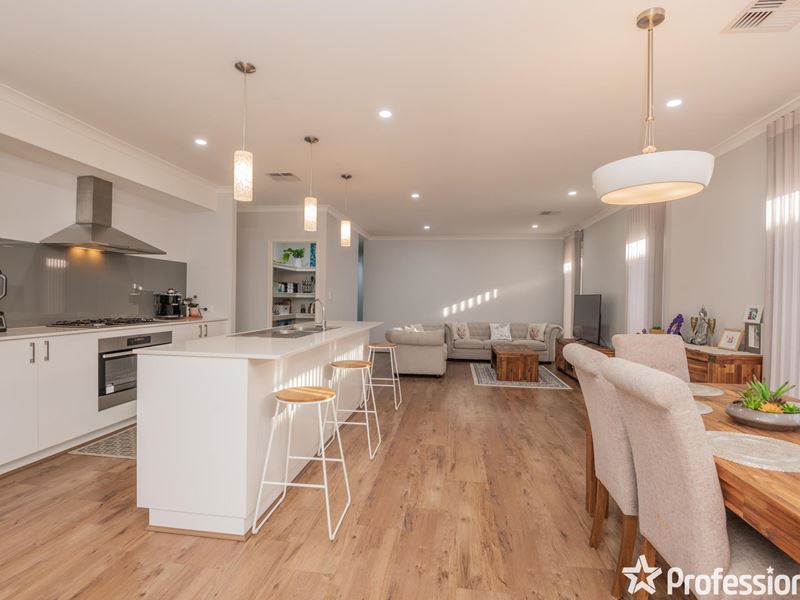 9 Woodloes Street, Piara Waters