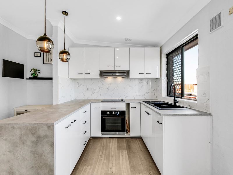 8/191 North Beach Drive, Tuart Hill