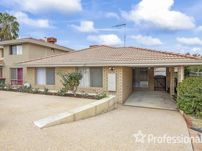 16 Sarre Place, Marangaroo WA 6064