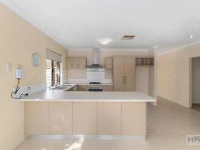 85 Neary Boulevard, Aveley WA 6069