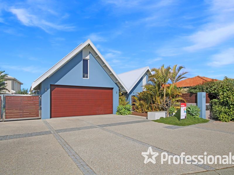 14 Portofino Crescent, Pelican Point