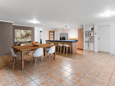 208 Grand Ocean Boulevard, Port Kennedy WA 6172