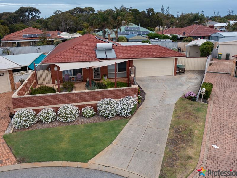 6 Qualup Court, Halls Head WA 6210