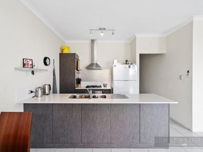 12 Minnie Lane, Ellenbrook WA 6069