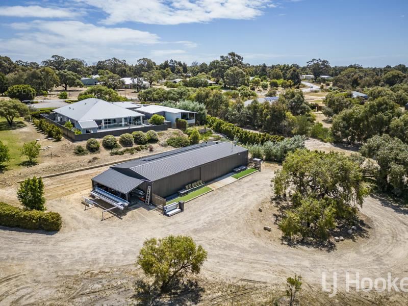 25 Caraway Loop, Two Rocks WA 6037