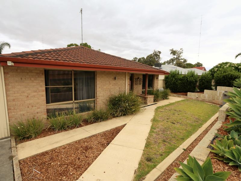 13 Christchurch Place, College Grove