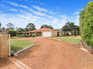 40 Egerton Drive, Serpentine WA 6125