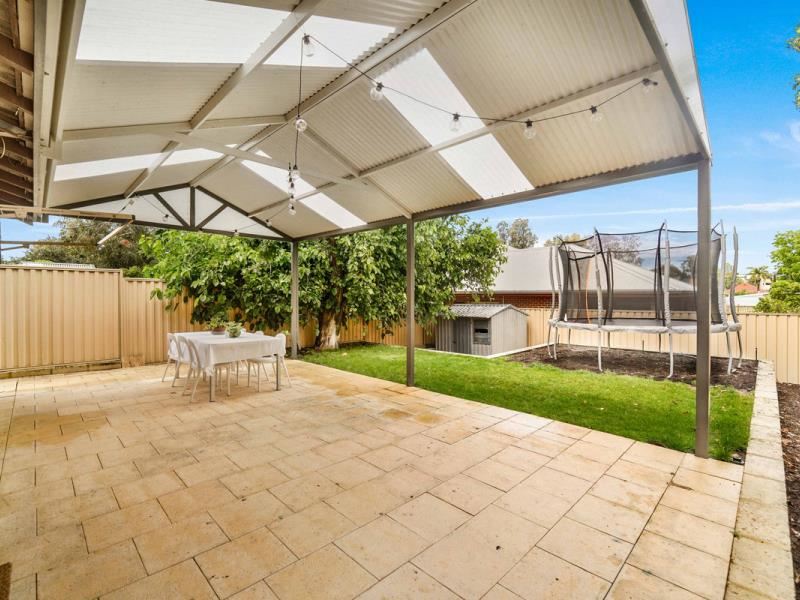 2 Traylen Road, Bayswater