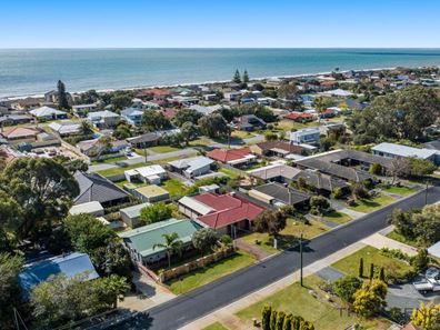 6 Perseus Road, Silver Sands WA 6210