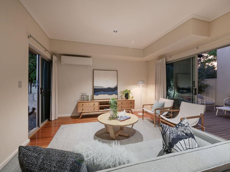 2/313 Oxford Street, Leederville