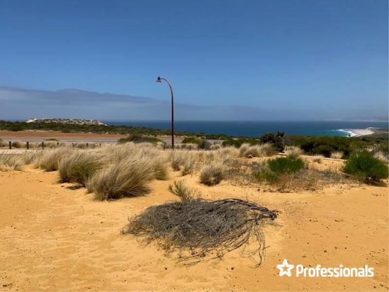 17 Lawrencia Loop, Kalbarri
