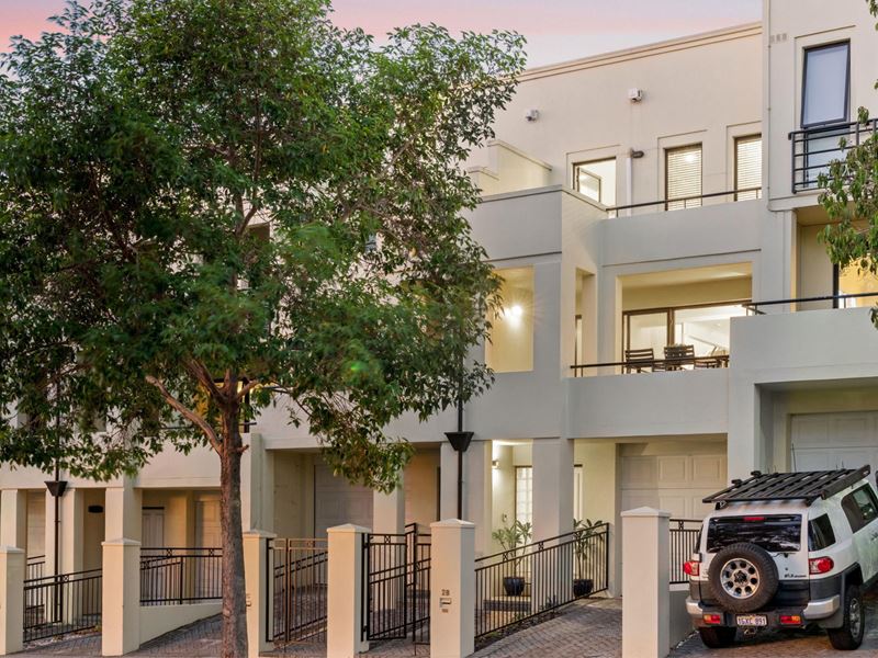 2b Randell Street, Perth WA 6000