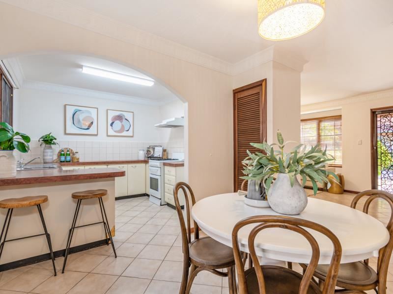 2/49 Seventh Avenue, Maylands