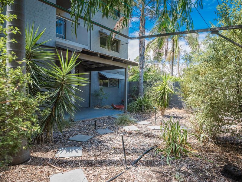 9/1 Stallard Place, Withers