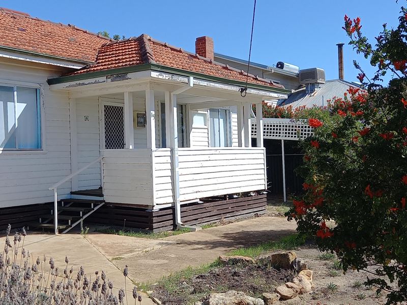 15 Throssell Road, Merredin