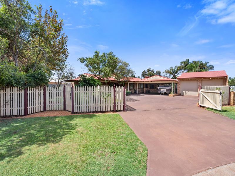 4 Kookynie Close, Hannans